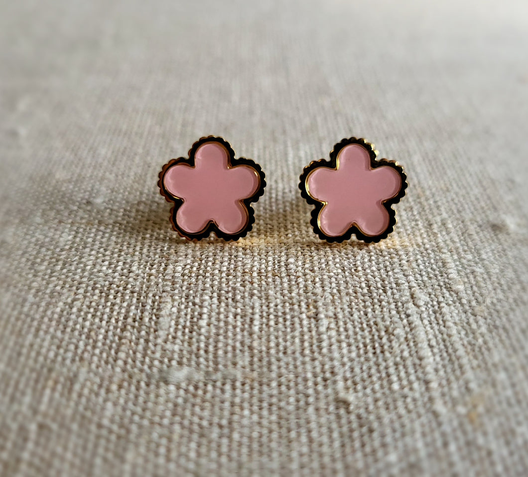 Stunning Earring Studs