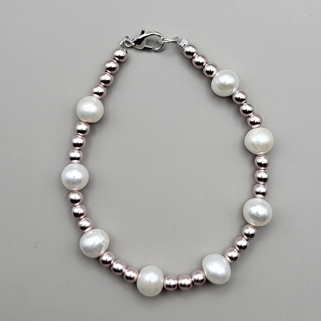 Pearl bracelet