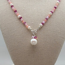 Load image into Gallery viewer, Agate and Freshwater Pearls
