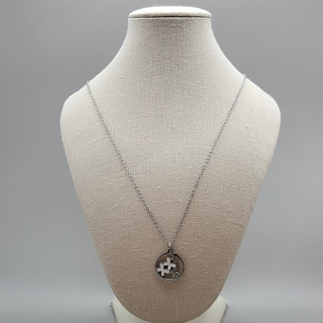 Fine Silver Chain with Enamelled Flower