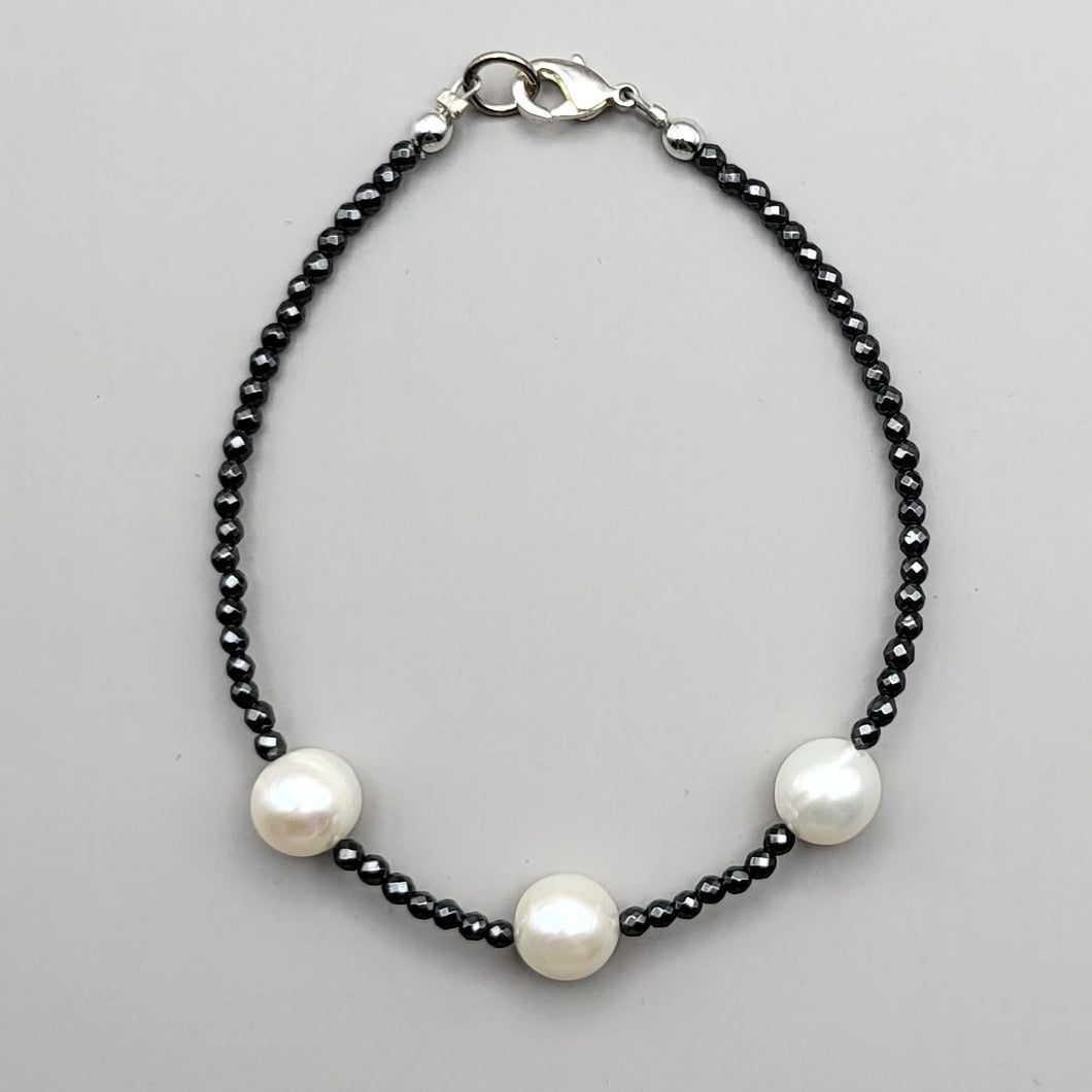 Hematite Bracelet with Freshwater Pearls