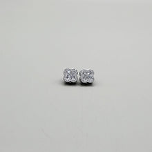 Load image into Gallery viewer, Diamante Stud with Zirconia
