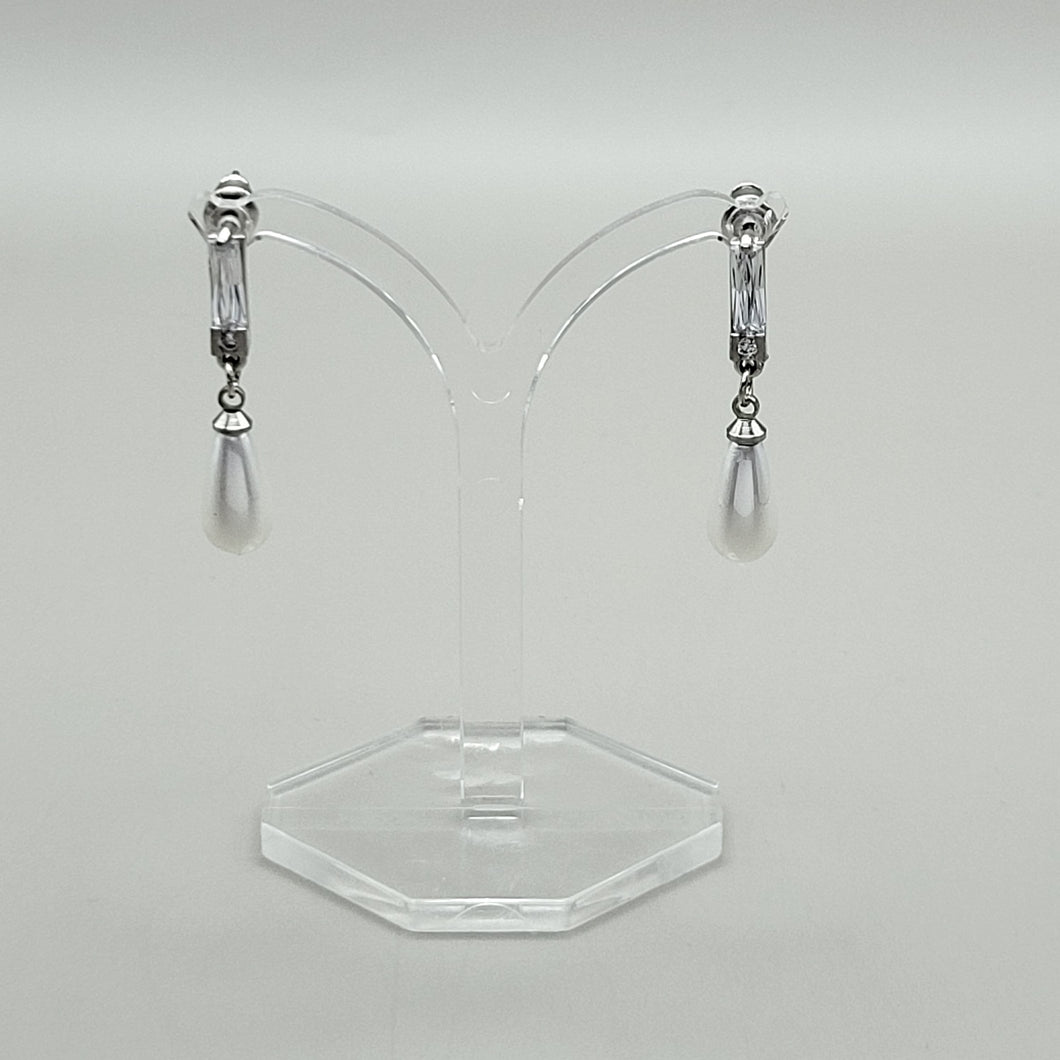 Pearl drop Earrings