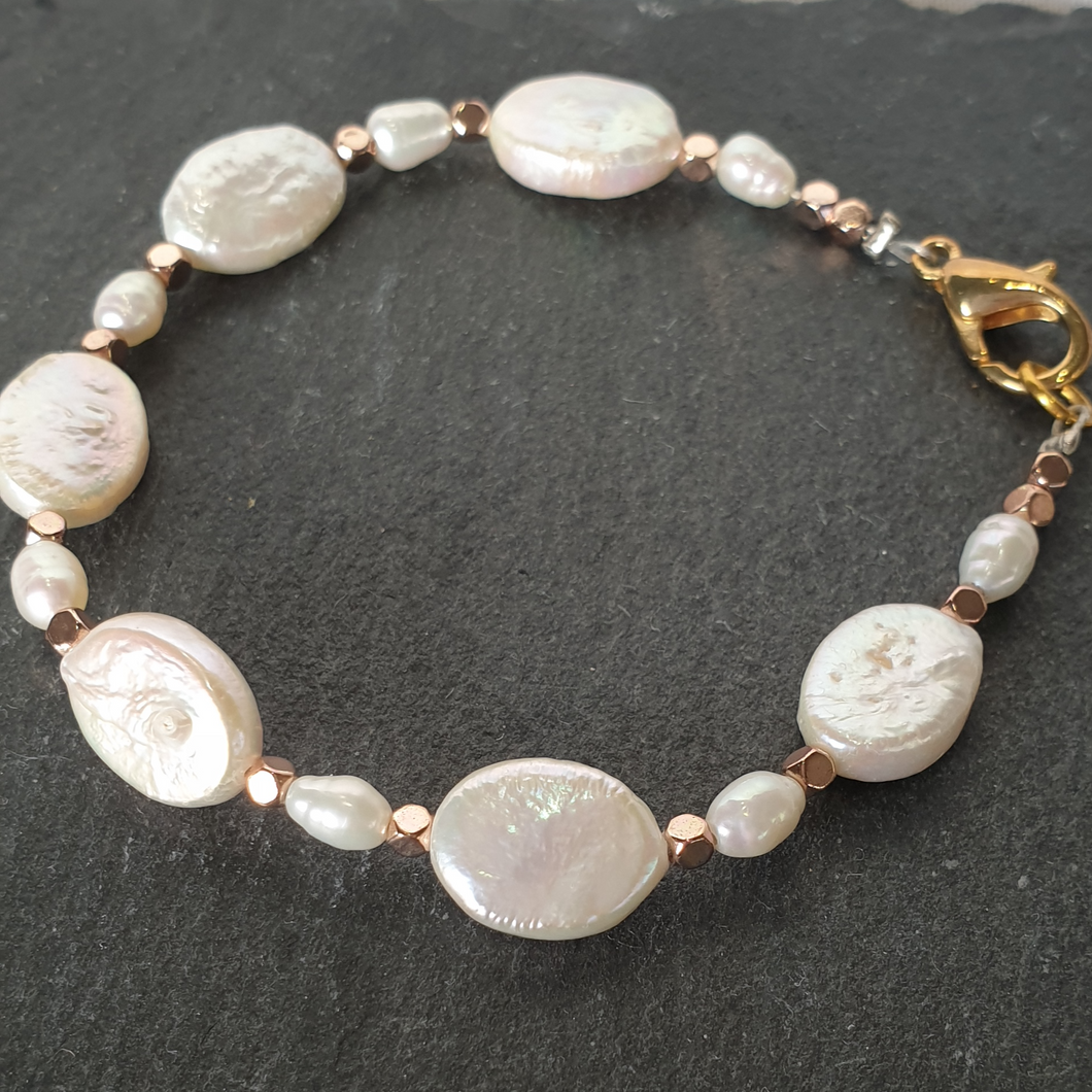 Pearl bracelet