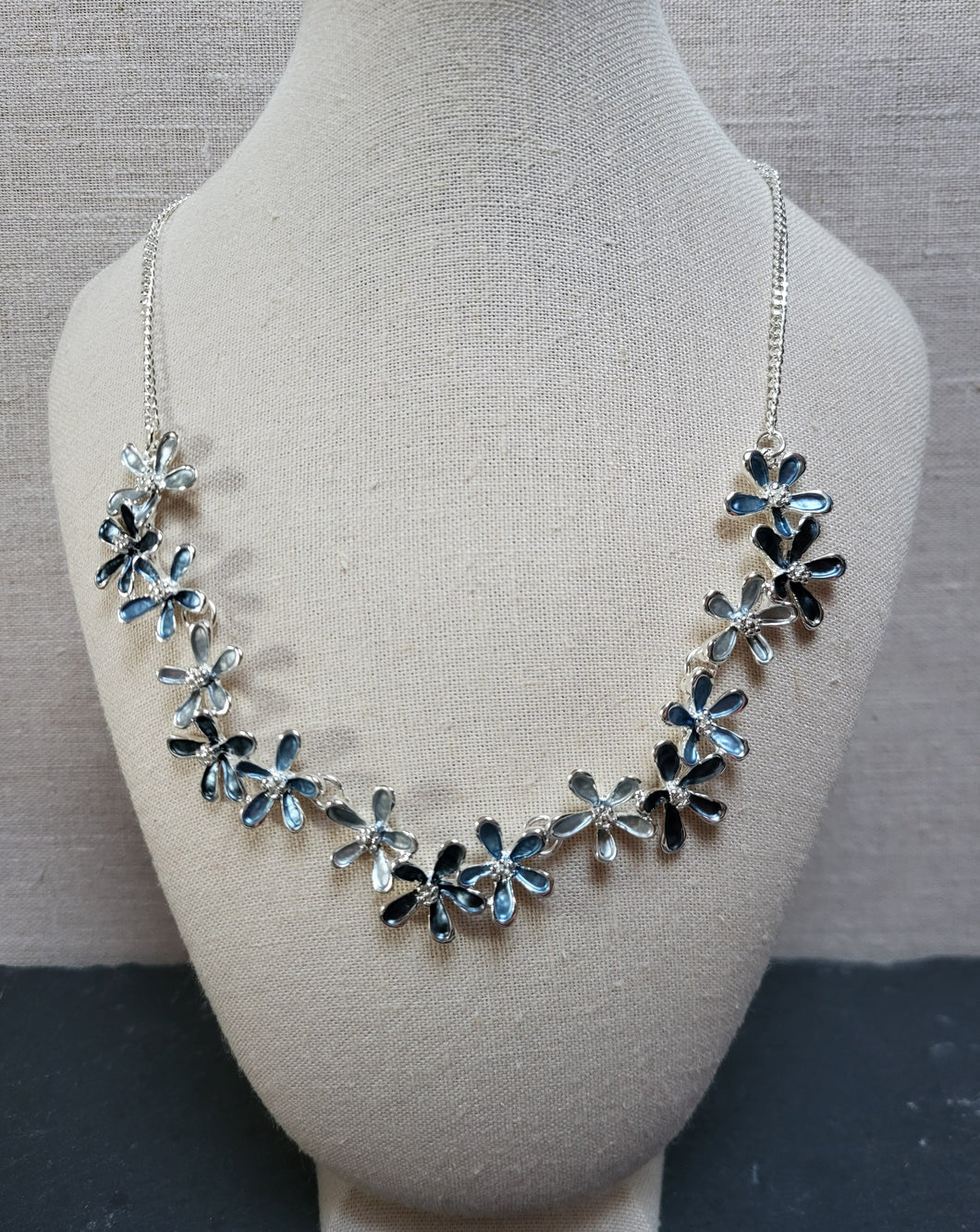 Flower necklace