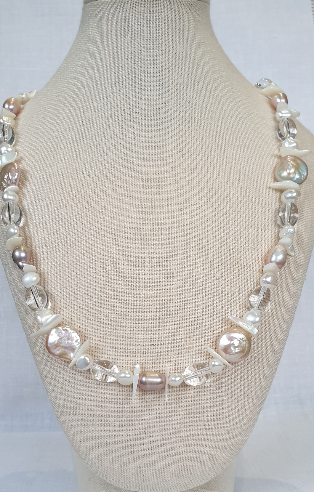 Pink /white freshwater pearl necklace