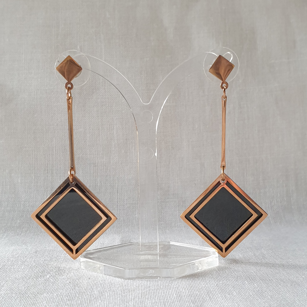 Stainless steel drop earring