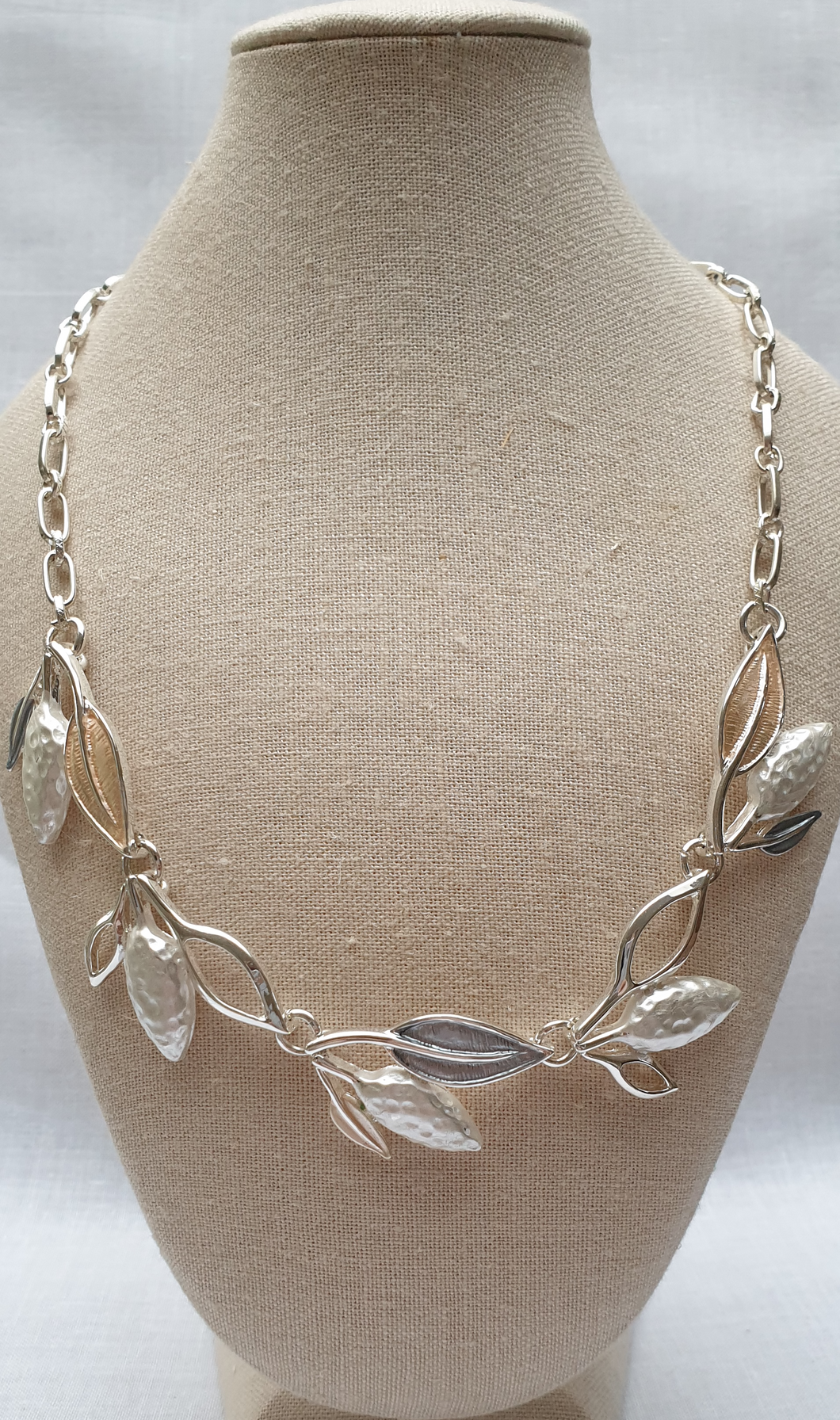 Stunning necklace