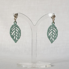Load image into Gallery viewer, Leaf earrings
