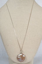 Load image into Gallery viewer, Coin pearl pendant
