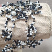 Load image into Gallery viewer, Beaded cuff
