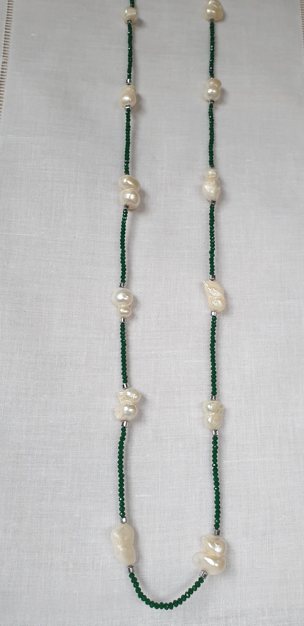 Crystal and freshwater pearl necklace