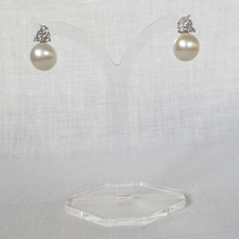 Load image into Gallery viewer, Classic Pearl Earrings
